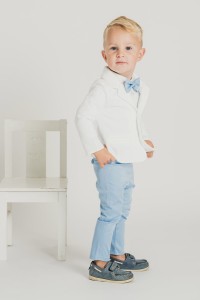 LaFerio Comfort Elegantes Set für einen Jungen - Anzug + Bodyhemd + Fliege + Einstecktuch (1) (1)